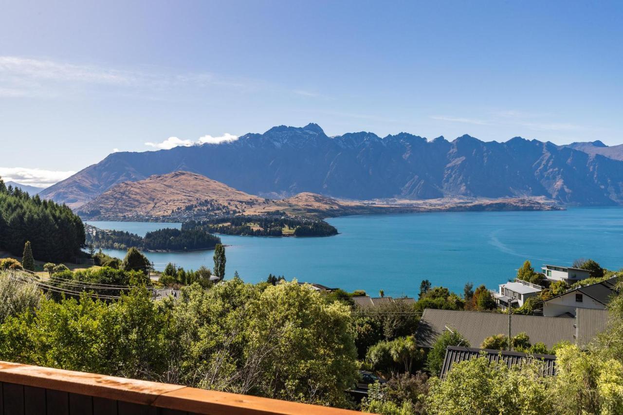 Fernhill Stunning View Home Queenstown Bagian luar foto