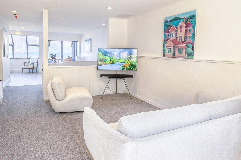 Fernhill Stunning View Home Queenstown Bagian luar foto